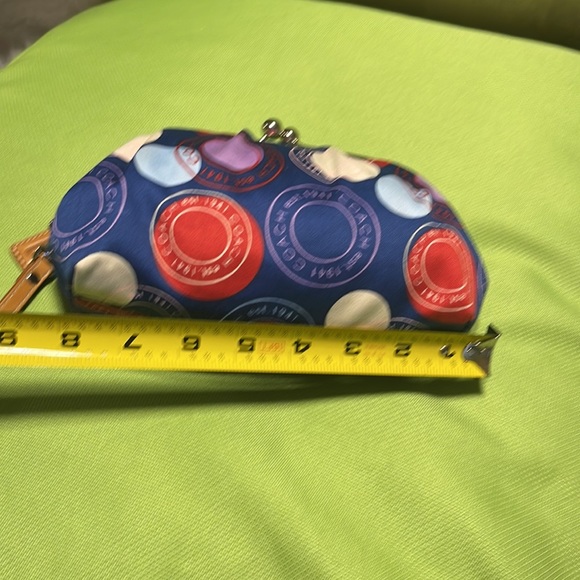 COACH NAVY POLKA DOT KISSLOCK WRISTLET/CLUTCH - Picture 4 of 6